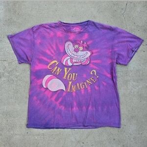 Alice and Wonderland Size XL Cheshire Cat Bleach Graphic Print tee